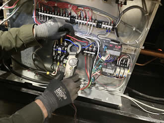 メンテナンス・サービス部門 01